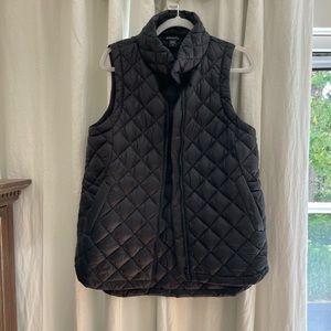 Athleta whisper featherless vest